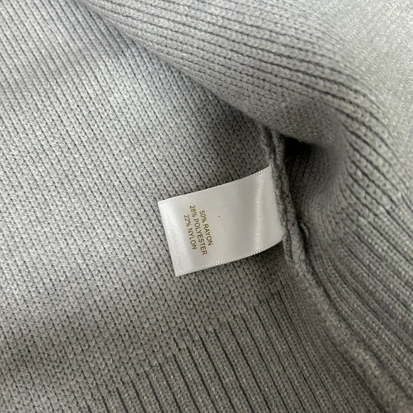 House of Harlow gray pearl cardigan - Picture 4 of 4